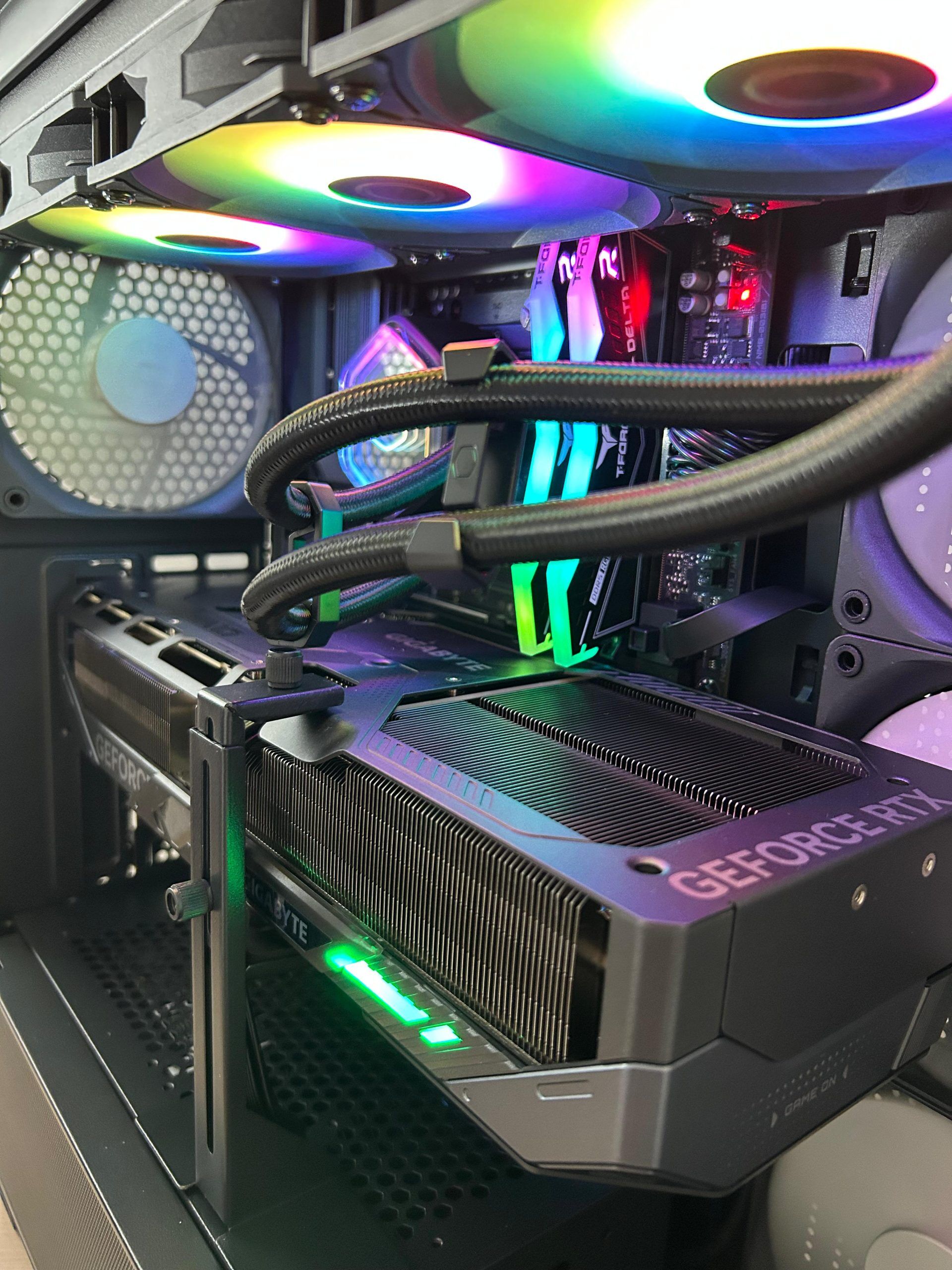 PCGAM MADRID GAMER PRO 4 AMD RYZEN 9 7900X TRIPLE LIQUID COOLER X870 WiFi 7 1TB 32GB NVIDIA RTX 5080 16GB WINDOWS 11 PRO 4 PCGAM MADRID GAMER PRO 4 AMD RYZEN 9 7900X TRIPLE LIQUID COOLER X870 WiFi 7 1TB 32GB NVIDIA RTX 5080 16GB WINDOWS 11 PRO - Imagen 2